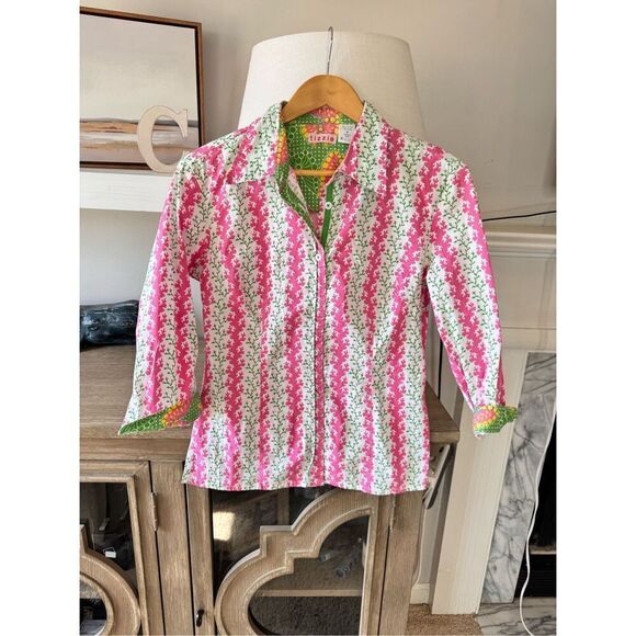 Tizzie Classic Collard Button Down Shirt Size Medium - Picture 1 of 8